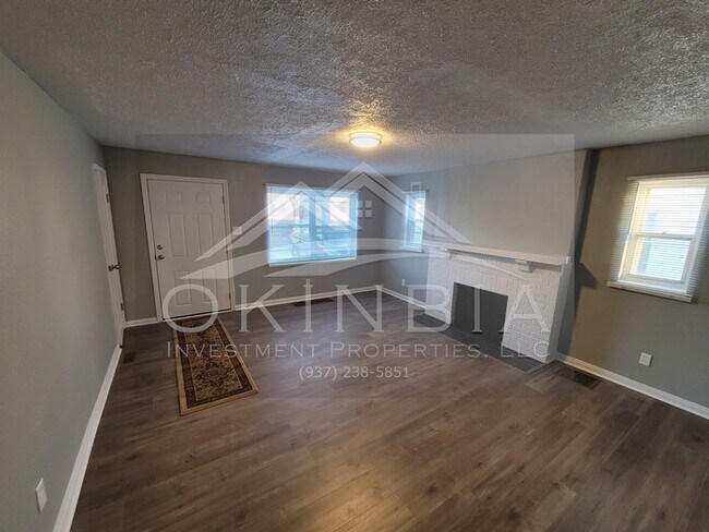 Foto del edificio - Nicely updated 3 bedroom 1 bath cape cod home