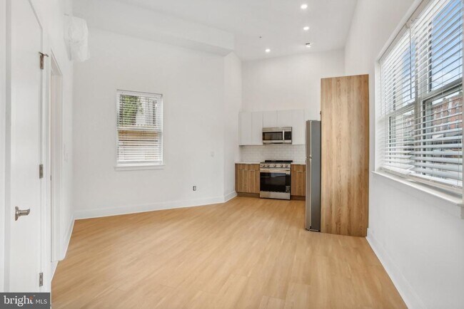 Foto del edificio - 3952-54 Lancaster Ave