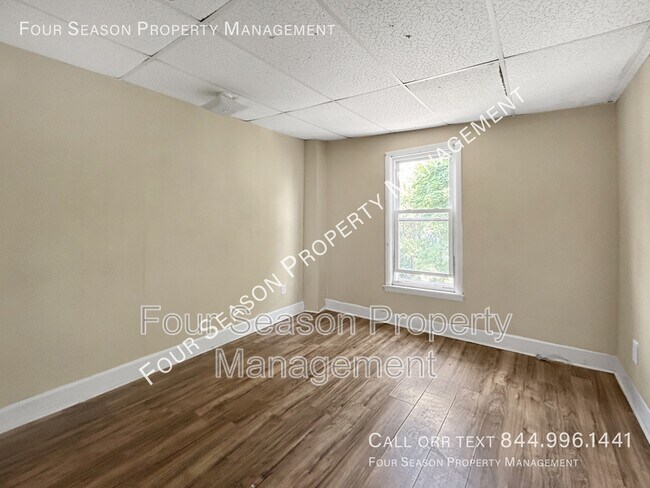 Foto del edificio - 306 S Locust St