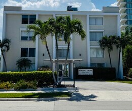 Building Photo - 1527 S Flagler Dr