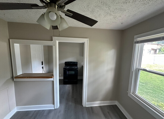 DINING AREA/KITCHEN - 2400 Eden St