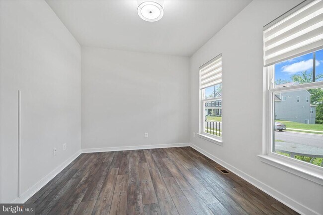Building Photo - 2093 Whithorn Hl