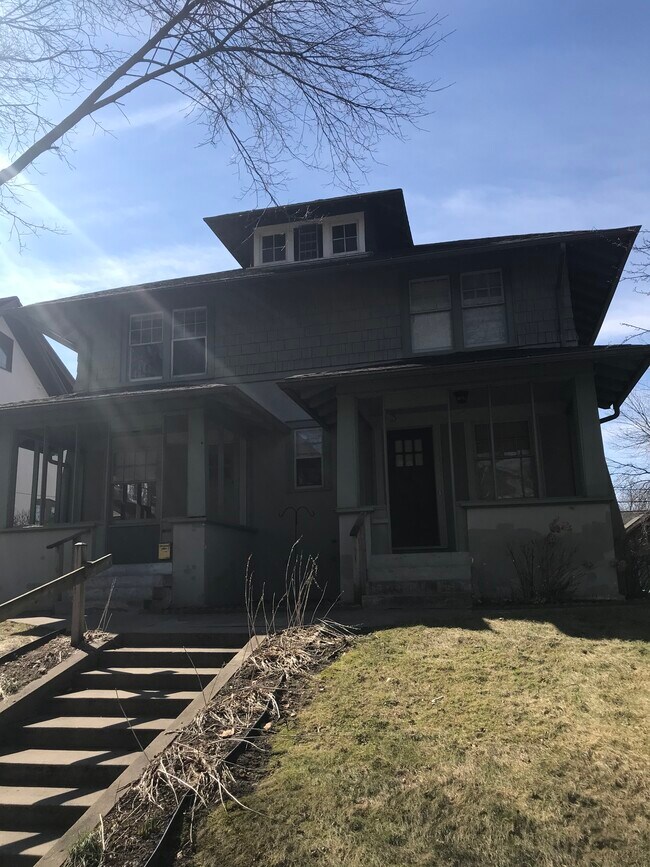 Foto del edificio - 61 Benjamin Ave SE