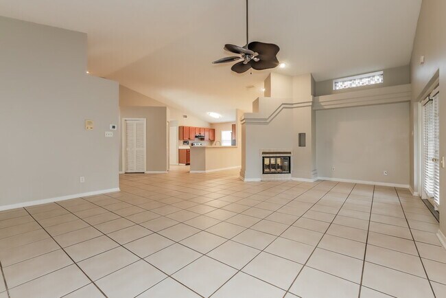 Foto del edificio - 1521 Vernon Ct