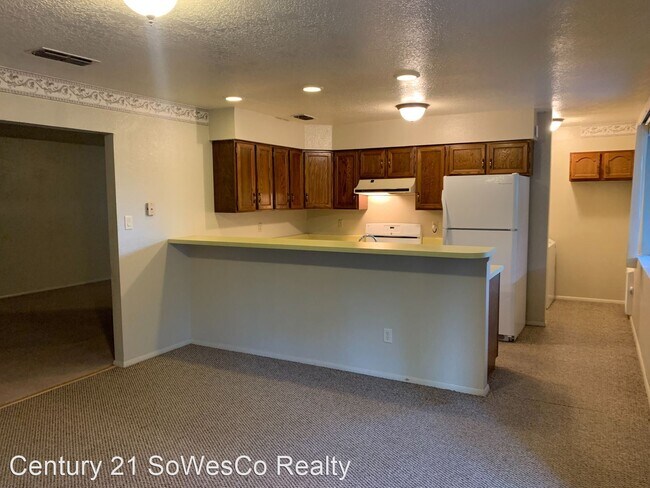 Building Photo - 3 br, 2 bath House - 3505 San Medina Ave