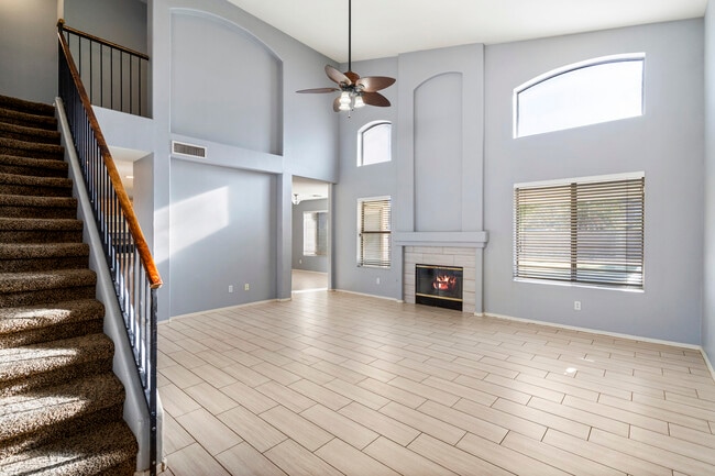 Foto del edificio - 4719 E Goldfinch Gate Ln