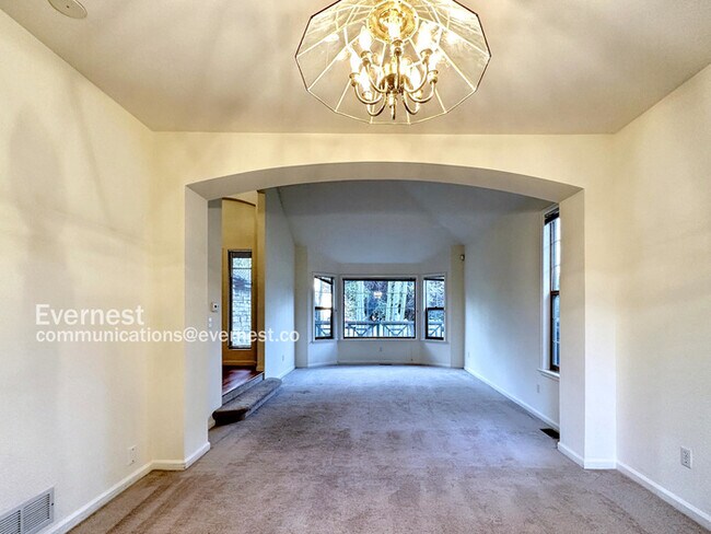 Foto del edificio - 5882 Orchard Creek Ln