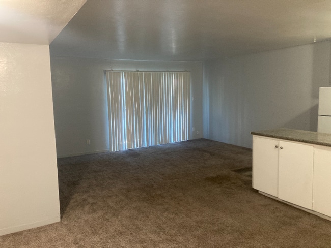 Building Photo - 1025 N Madison St