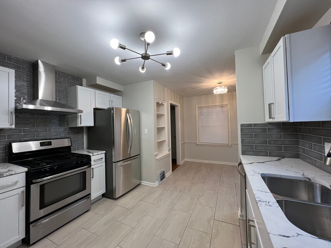Foto principal - 2412 Edgewood Blvd