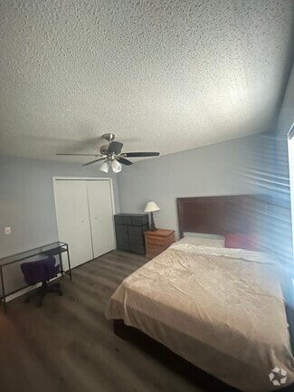 Building Photo - 5326 Whiteway Dr