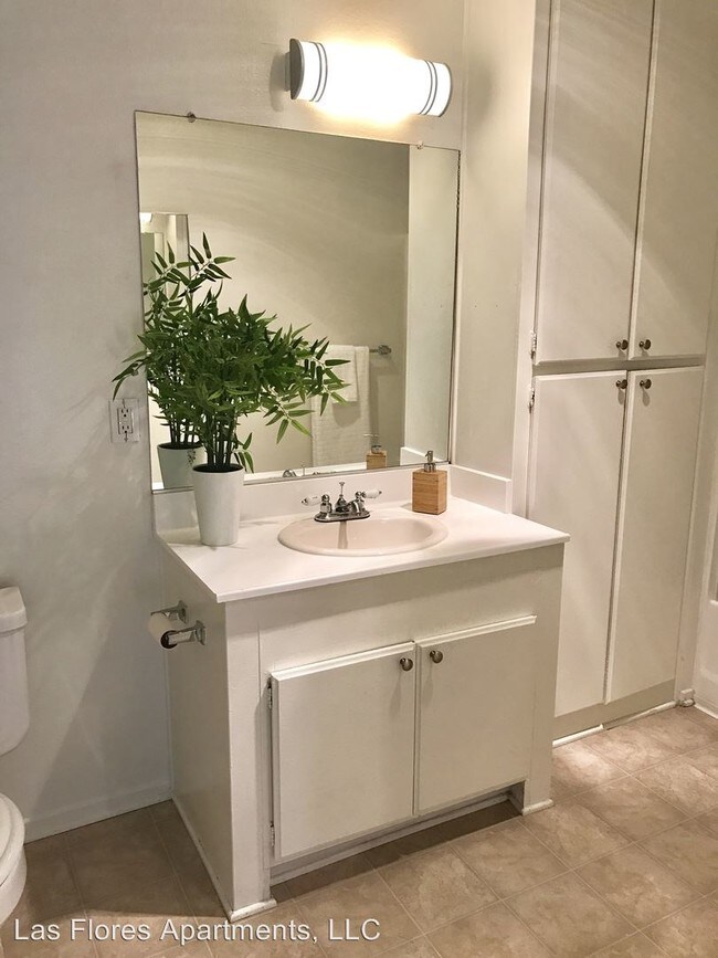 26123 Bouquet Canyon Rd, Santa Clarita, CA 91350