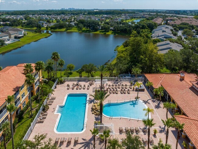 Foto del edificio - 5483 Vineland Rd
