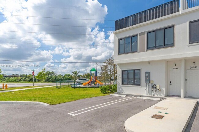 Building Photo - 26144 SW 146th Ct