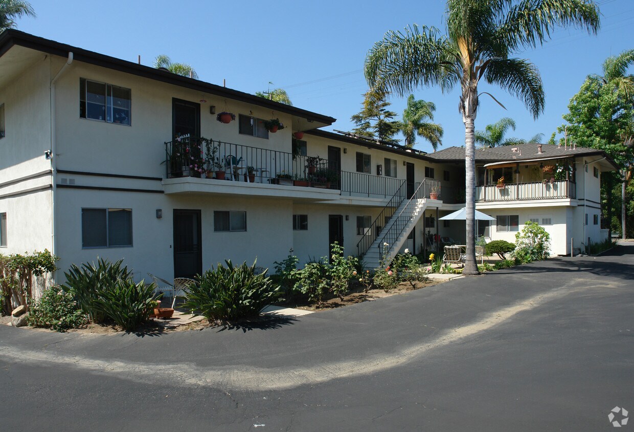 Building Photo - 303 W Valerio St