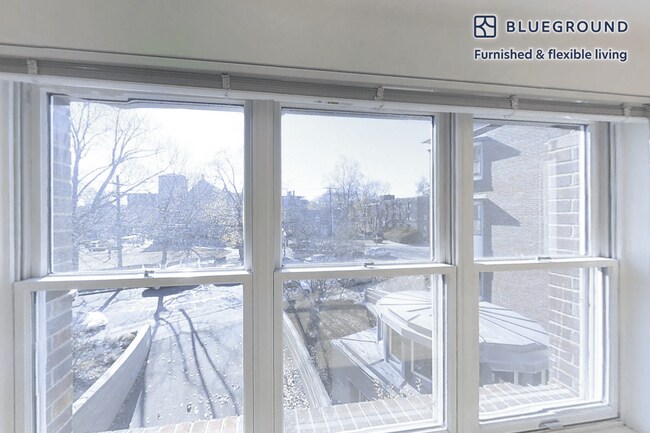 Foto del edificio - 1405 Beacon St