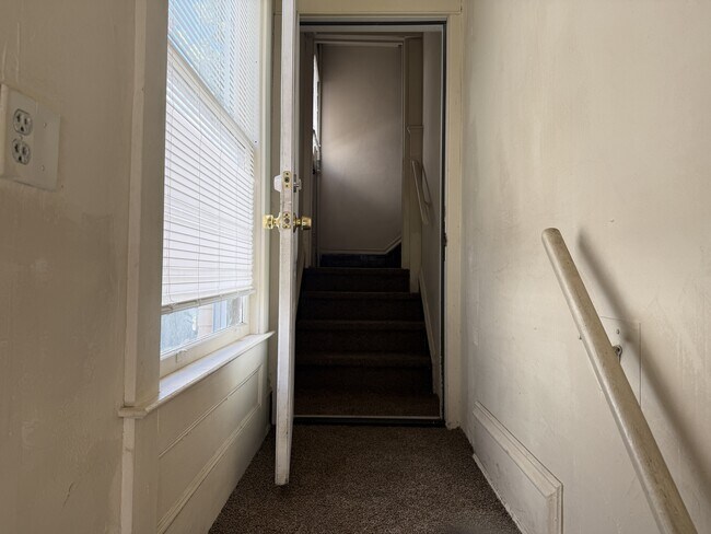 Building Photo - 408 Lafayette St