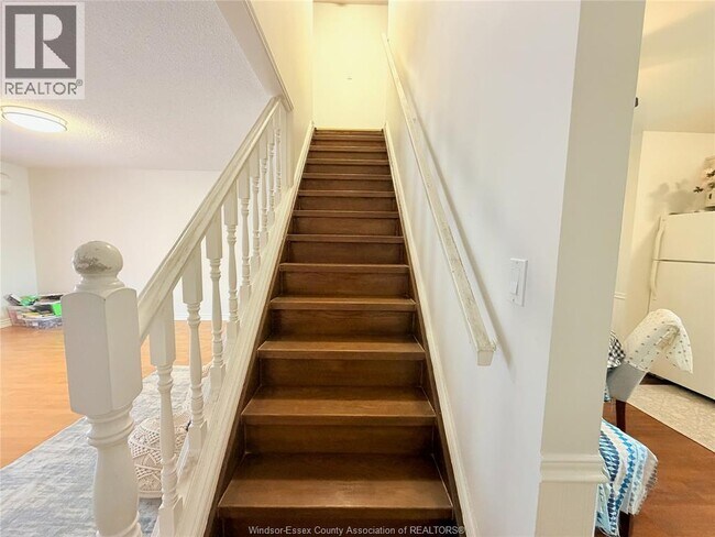 Photo du bâtiment - 3000 Meadowbrook Ln