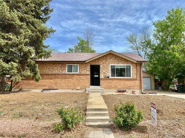 Foto principal - 2049 E 116th Ave