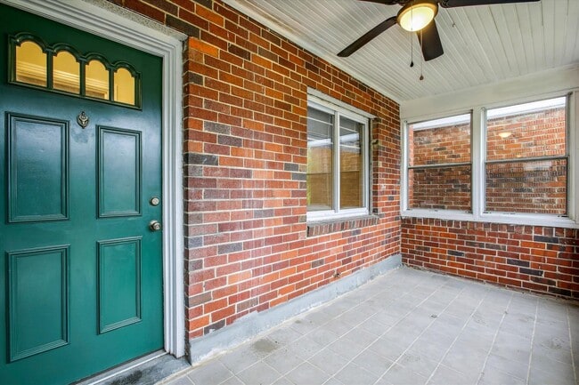 Building Photo - Stylish NE DC 2BR/1.5BA Townhome with Space, Comfort & Charm