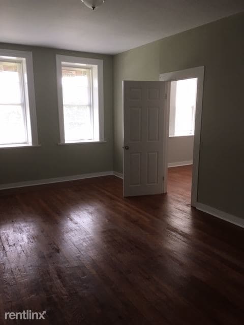 Building Photo - 2 br, 1 bath  - 1523 Chapel St Apt 102