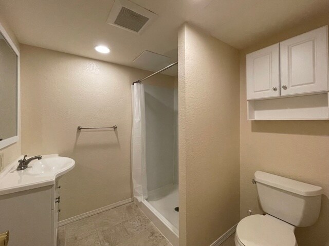 Foto del edificio - 5821 N Douglas Hwy