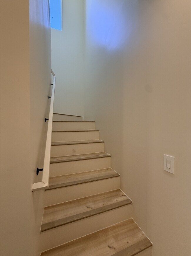 Foto del edificio - 1122 E McKinley St