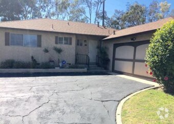 Primary Photo - 641 Evergreen Ln