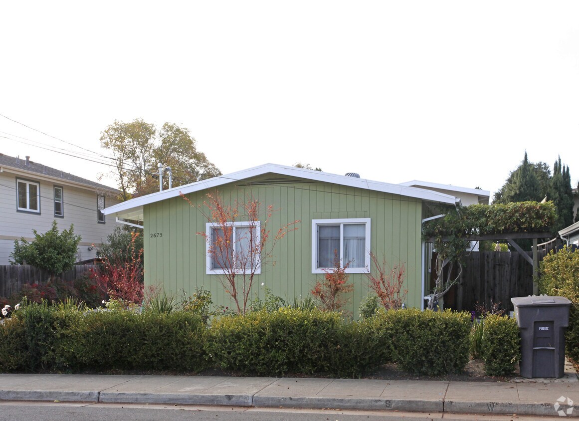 Foto del edificio - 2675 Miller Ave