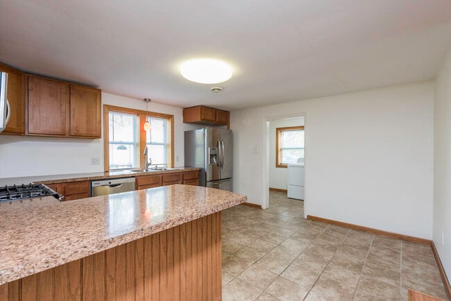 Foto del edificio - 10605 39th Ave