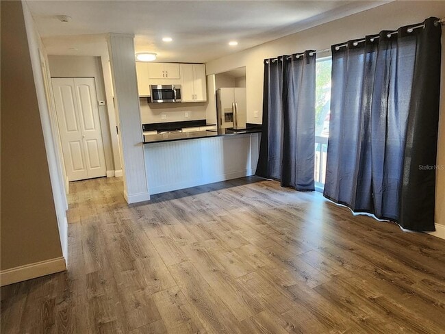 Photo - 2632 Hidden Lake Dr N Apartment