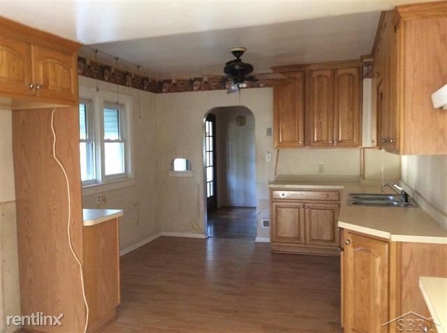 Building Photo - 2 br, 1 bath House - 2645 Tatham Rd 2645 T...