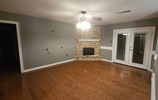 Foto del edificio - 3505 Pecan Dr