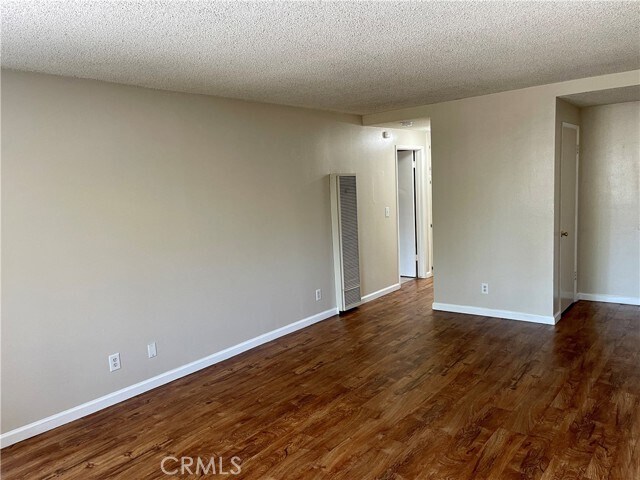 Building Photo - 2064 Evergreen St