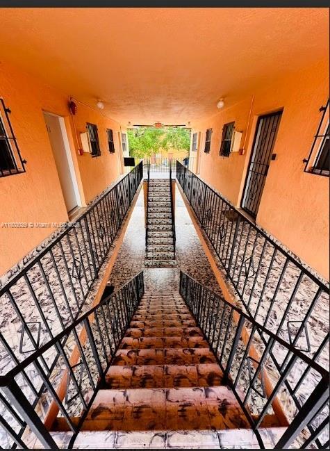 Foto del edificio - 735 W 15th St