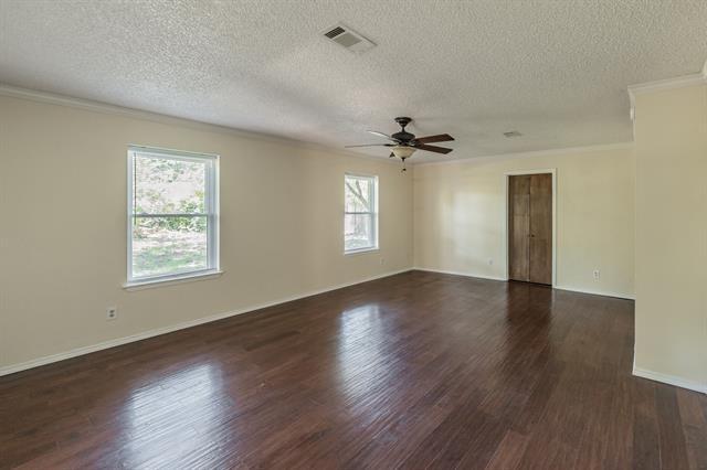 Building Photo - 2416 Montclair Ct