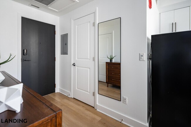 Foto del edificio - 933 McGee St