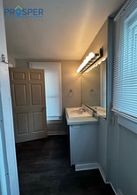 Building Photo - 826 Menomonie St