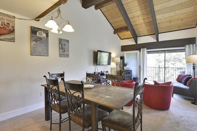 Foto del edificio - Alpine Meadows 3 bedroom + loft ski lease