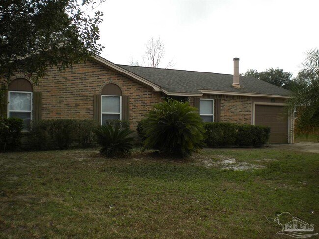 Building Photo - 3255 Maplewood Dr