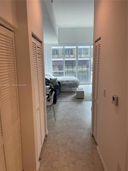 Foto del edificio - 253 NE 2nd St