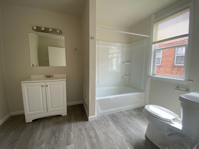 Building Photo - 413 Main Avenue LTR