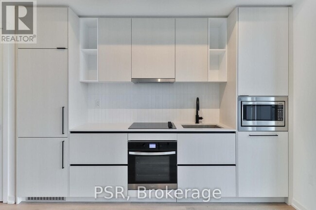 Building Photo - 1285 Dupont St