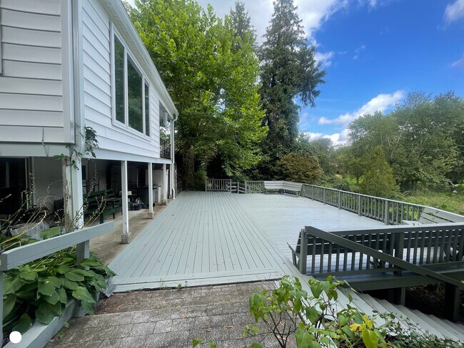 Foto del edificio - 130 Huntington St