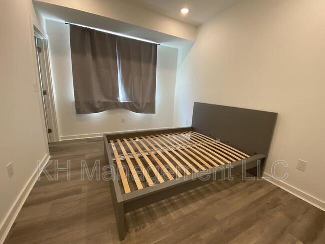 Foto del edificio - 317 N 41st St