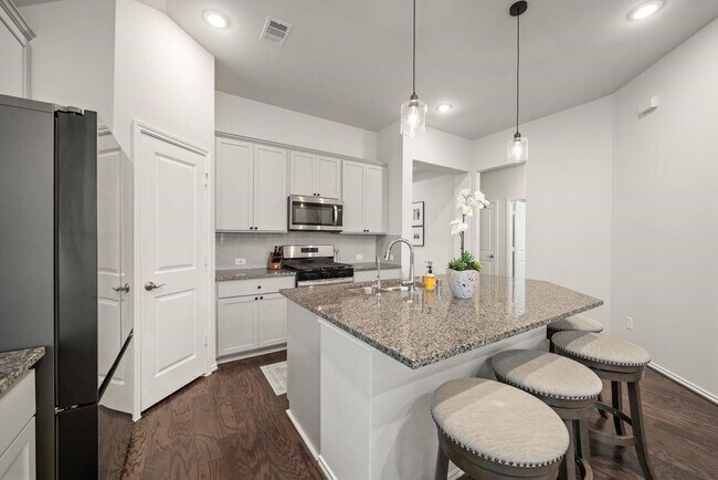 Foto del edificio - 752 Washita Fls Ln