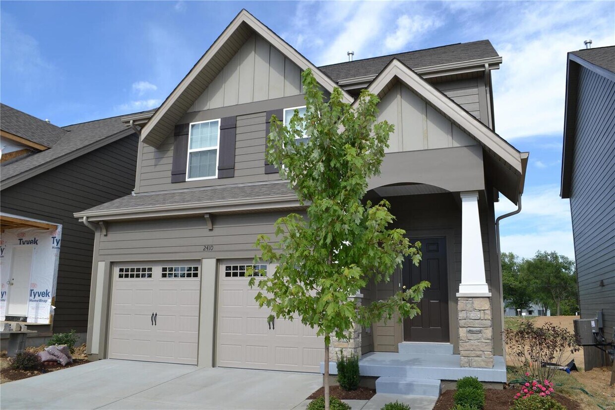 Foto principal - 2410 Kilare Ln N