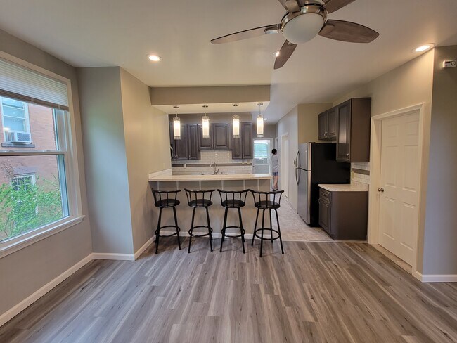 Foto del edificio - 1441 Wightman St