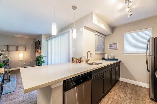 Interior Photo - Flintridge Apartments