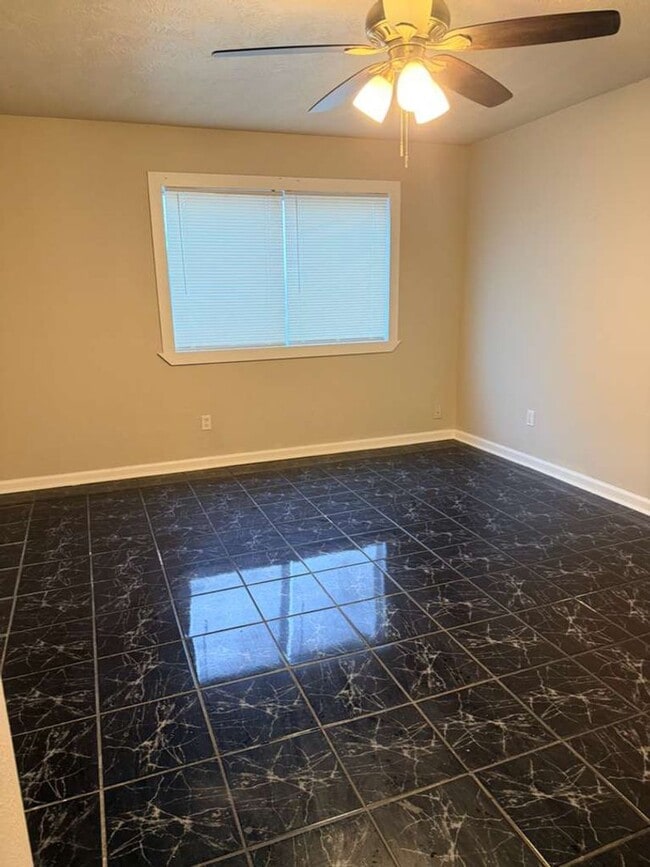 Foto del edificio - 535 Georgetown St