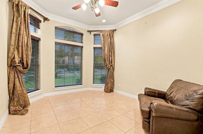 Foto del edificio - 1726 Parklake Village Dr